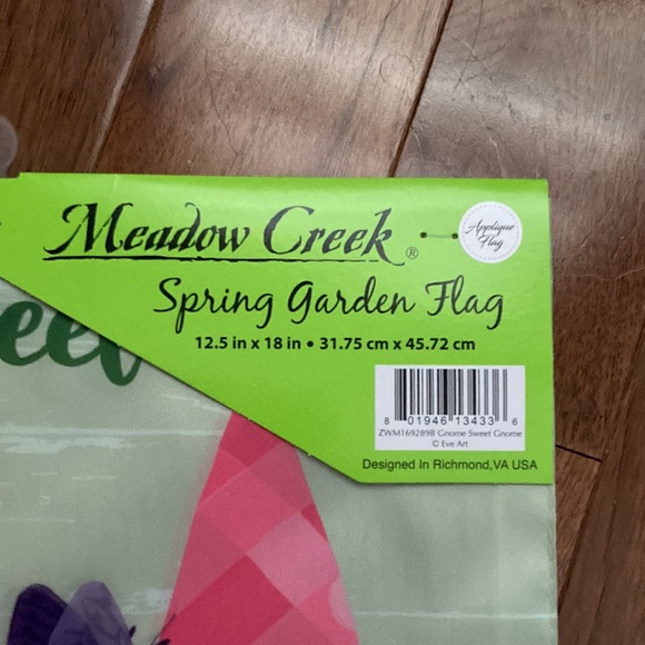 Spring Garden Flag - Picture 2 of 2